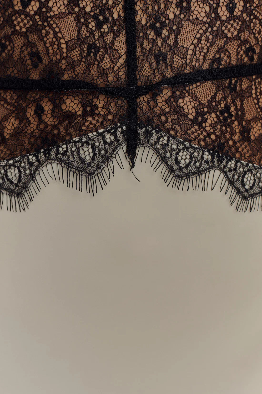 Abito Maxi Dinah Rosalie – Pizzo & Raso Nero